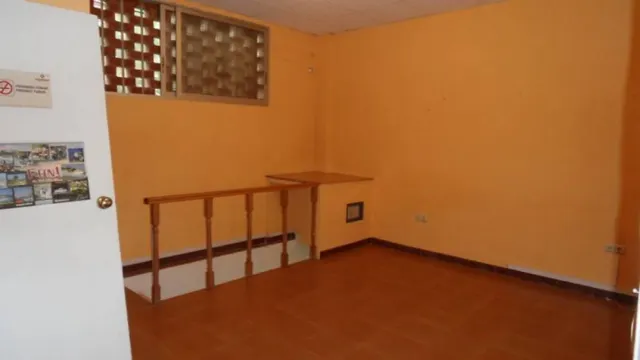 Local comercial 100m² en venta - Levante — 10
