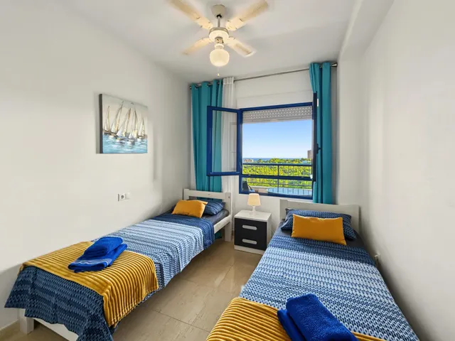 Apartamento reformado con vistas al mar en Campoamor — 10