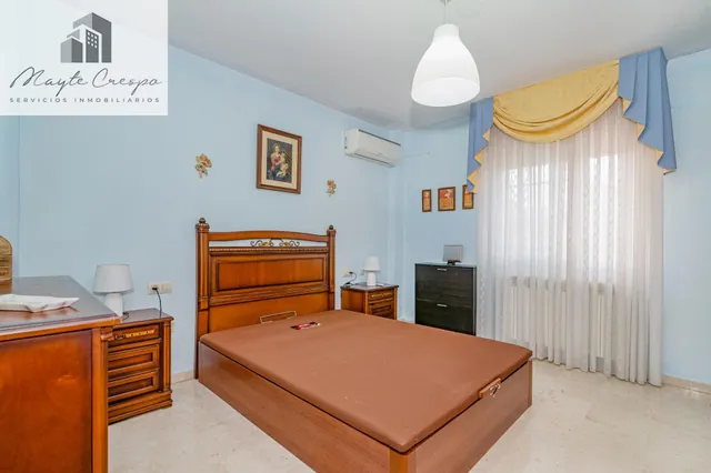 ¡AMPLIA CASA DE 4 DORMITORIOS, 3 BAÑOS Y CALEFACCIÓN CENTRAL EN LA ZUBIA! ✨ — 17