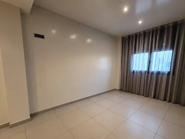 SANT CELONI (CENTRO): GRAN PISO DUPLEX INVERTIDO CON GRANDES TERRAZAS Y AMPLIA PLAZA DE APARCAMIENTO — 19