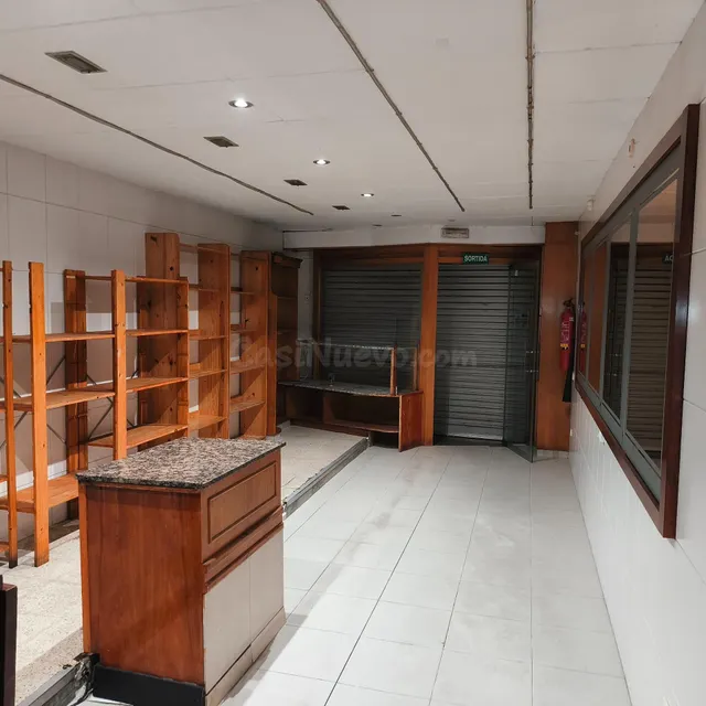 Amplio local comercial de 187 m2 en alquiler en Granollers!! - foto 4