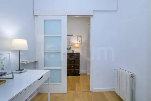 Vivienda con balcón y ascensor en pleno corazón del Gòtic — 29