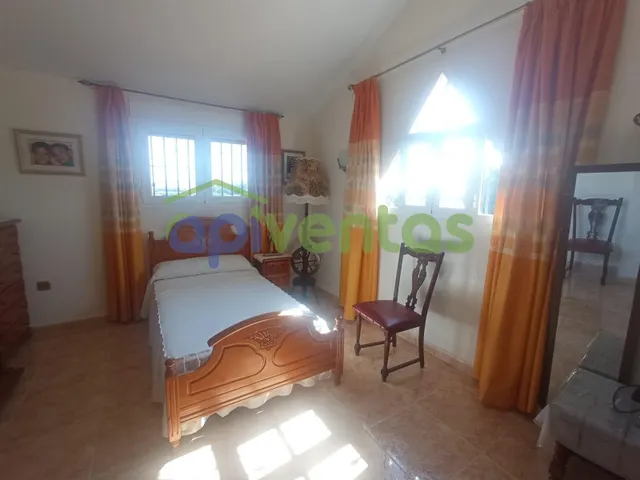 Chalet El Campillo — 33