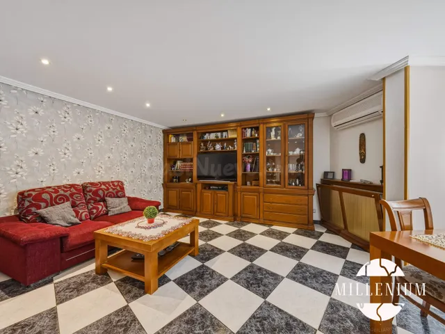 Piso 4 habitaciones 132m² en venta - Centro - foto 3