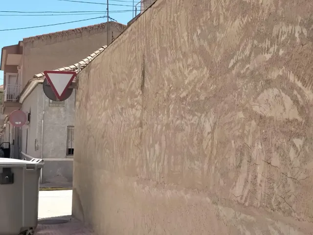 ¡Gran Oportunidad en Jacarilla! Propiedad versátil: Cochera, - foto 5