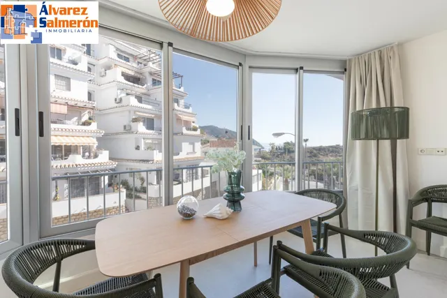 ¡exclusivo apartamento en primera linea de playa con reforma integral de alta gama! — 12