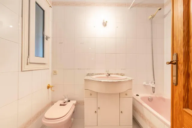 Excepcional chalet pareado cerca a Avenida Europa en Pozuelo de Alarcón — 36