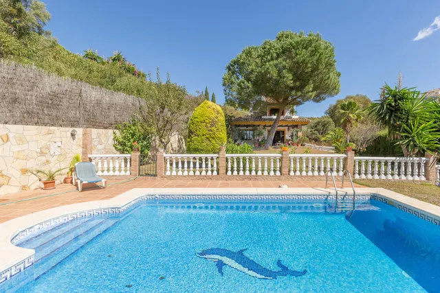 Chalet 4 habitaciones 347m² en venta - Marbella — 2