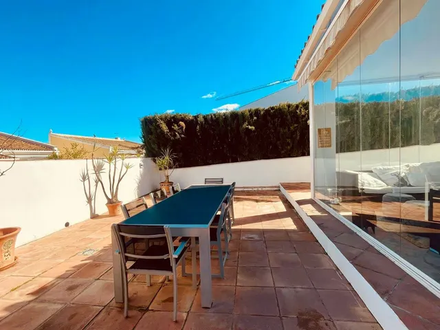 Chalet 4 habitaciones 210m² en venta - Costa del Sol — 7