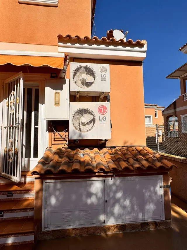 Villa 4 habitaciones 210m² en venta - Santa Ana-Miranda — 31