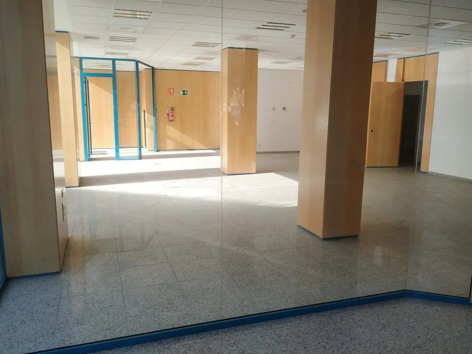 LOCAL 269 M2 - ZONA PLAZA DE MADRID