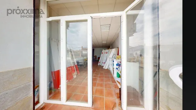VIVIENDA CON CARÁCTER + LOCAL EN EL GARROBO — 16