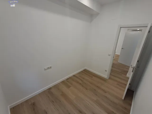 PLANTA BAJA REFORMADA DE 3 habitaciones FRENTE A CAN BAQUÉ – LA LLAGOSTA — 6