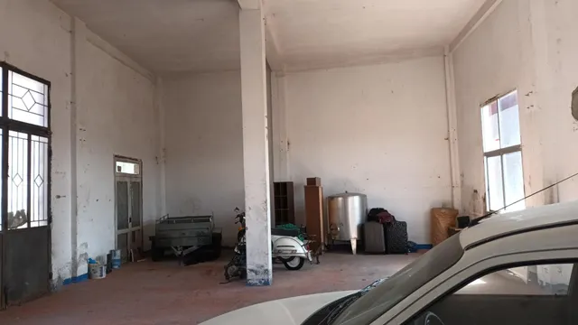 Casa 4 dormitorios en Avenida de Aeropuerto — 26