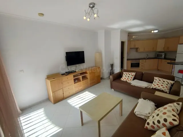 VILLA INDEPENDIENTE CON PISCINA PRIVADA, 3 DORMITORIOS Y SOL - foto 5