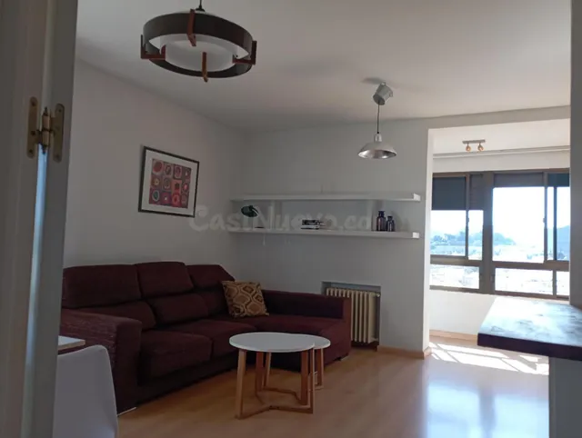 Alquiler de piso céntrico y luminoso en el casco antiguo