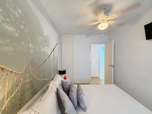 Apartamento 2 habitaciones 54m² en venta - Paseo maritimo — 24