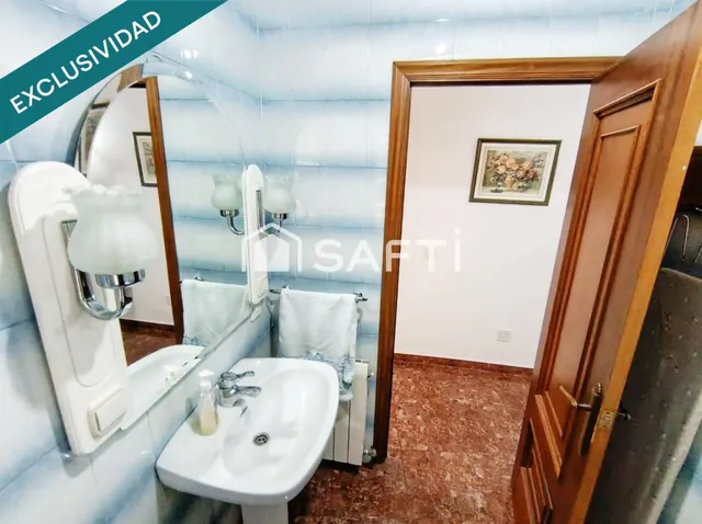 AMPLIA VIVIENDA DE 4 DORMITORIOS CON ALMACÉN/GARAJE INDEPENDIENTE DE 94 M² EN NAVAHERMOSA – MONTES DE TOLEDO — 22