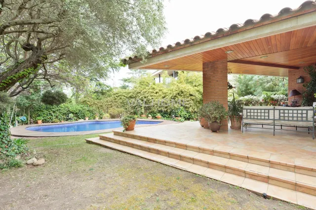 Elegante casa unifamiliar en la zona Arxiu. - foto 4