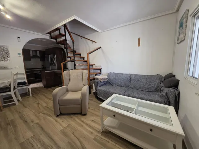 ADOSADO DE 2 habitaciones CON TERRAZA Y PISCINA COMUNITARIA — 5