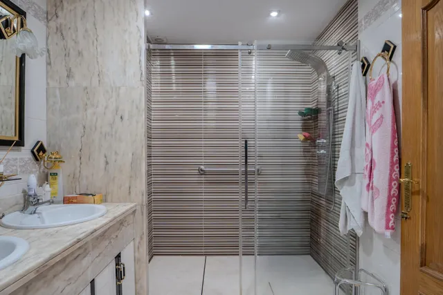Casa en exclusiva en la zona del Patriarca — 24