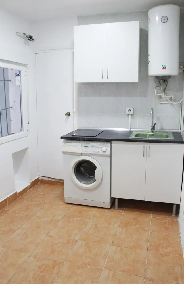 Acogedora vivienda de 1 dormitorio junto al metro de Nueva N - foto 2