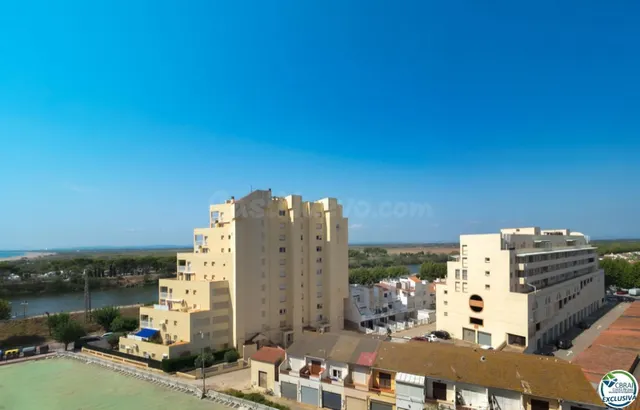 Apartamento idealmente situado en primera línea de mar - foto 4