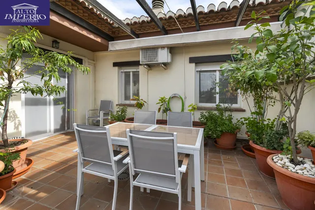 Ático en venta en La Zubia — 2