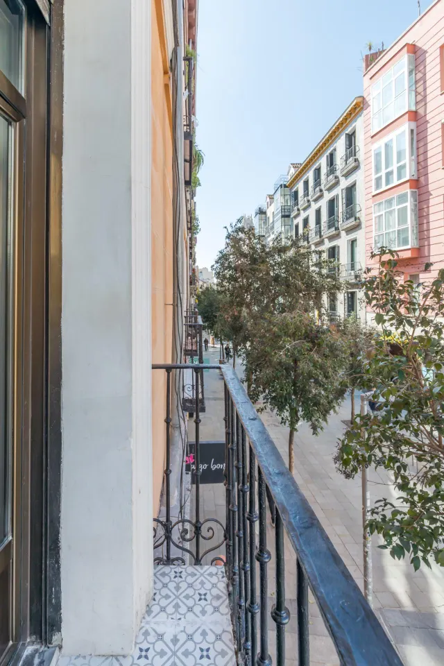 PISO EN FUENCARRAL, TOTALMENTE EQUIPADO Y CON RENTABILIDAD DEL 3,7 % — 6