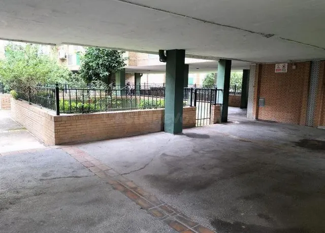 SE VENDE piso OKUPA en C Sidero Minera 49 de Castilleja de l - foto 2