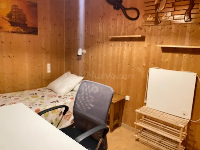 Piso para estudiantes en Calle Poeta Zorrilla, zona Cervante