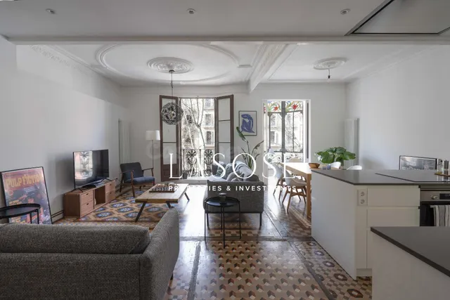 Luminoso apartamento de 2 dormitorios en alquiler en Ronda S - foto 2