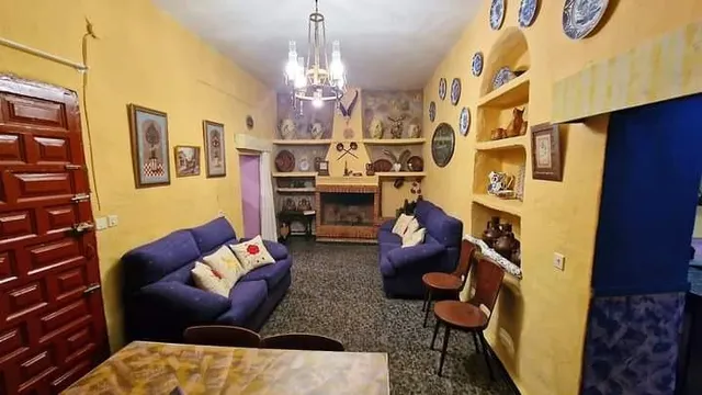 GRAN CORTIJO A LA VENTA EN GUAINOS — 7