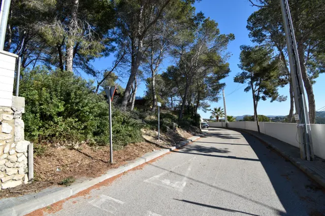 TERRENO EN LA URBANIZACIÓN LAS COLINES, OLIVELLA — 3