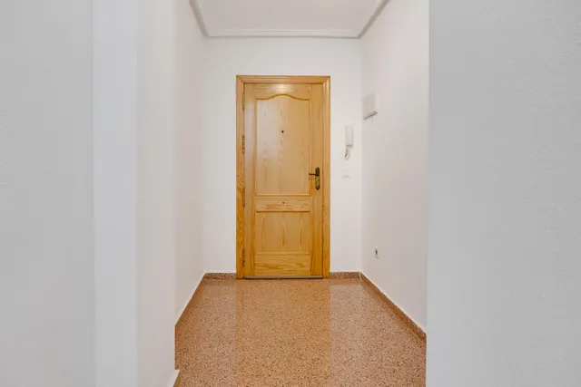 ¡Tu nuevo hogar en el corazón de Torrevieja! — 9