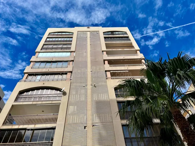 Alquiler de apartamento en Benicàssim de tres habitaciones y - foto 5
