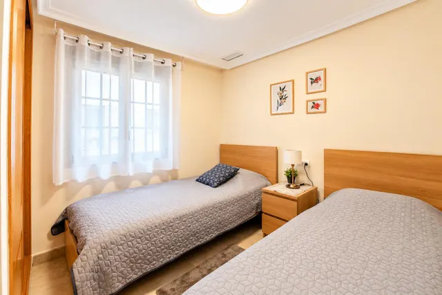 Exclusivo apartamento en pleno centro de Torrevieja — 26