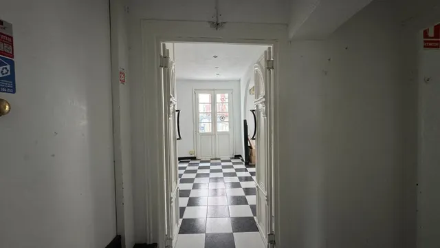 PRIMER PISO DE 146 M. ÚTILES EN LA ZONA MÁS CENTRICA DE TORRELAVEGA — 11