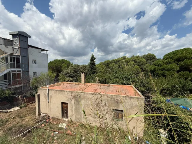 "Tu próximo proyecto empieza aquí: parcela urbanizada en Polinyà con gran potencial" — 2