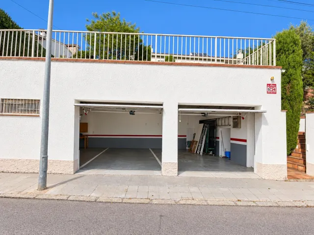 Espectacular casa con gran jardín y vistas privilegiadas en Vilassar de Dalt — 25