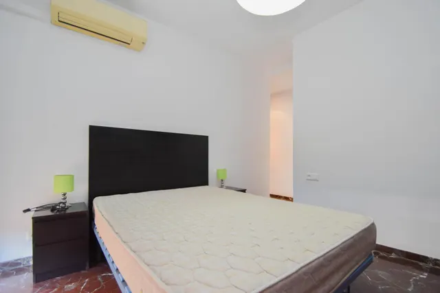 ¡¡ FANTÁSTICO PISO CON BALCÓN Y PISCINA EN BARRIO PERIODISTAS!! — 30