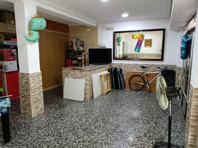 21 Inmobiliarias vende este bajo cerca de la avenida principal — 10