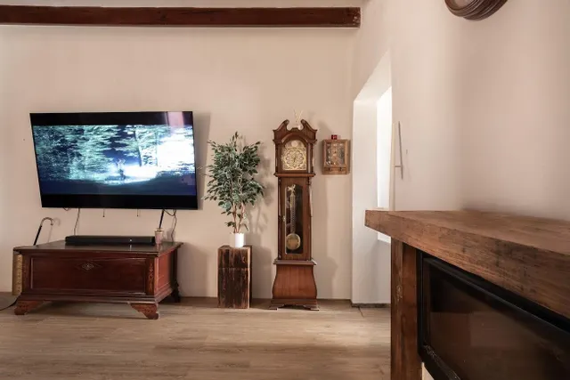 CASA URBANA DE DISEÑO — 23