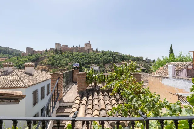Espectacular casa con vistas directas a la Alhambra y Licencia Turística Activa en el Albaicín — 18