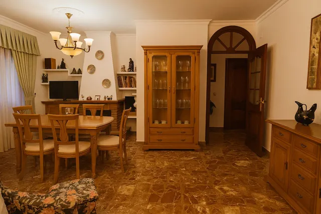Chalet 3 habitaciones 263m² en venta - Centro — 28