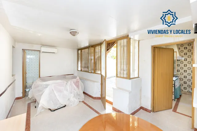 ¡CASA EN UNA SOLA PLANTA, CREA TU VIVIENDA IDEAL EN ALBOLOTE! Casa en una sola planta con patio, garaje y un gran potencial. — 5