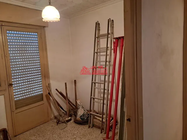 ¡INTERESANTE CASA EN ASPE CON LOCAL Y SOLARIUM. IDEAL PARA REUNIONES — 15