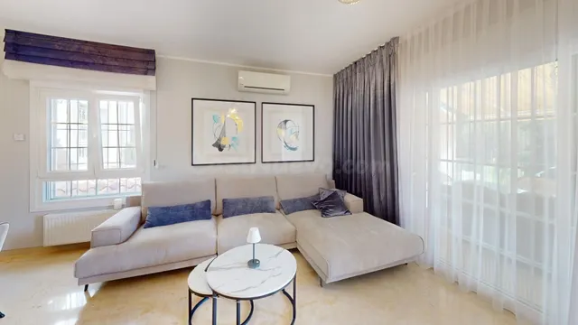 GRAN VILLA EN ORIHUELA, 3 HAB, 3 BAÑOS - foto 4