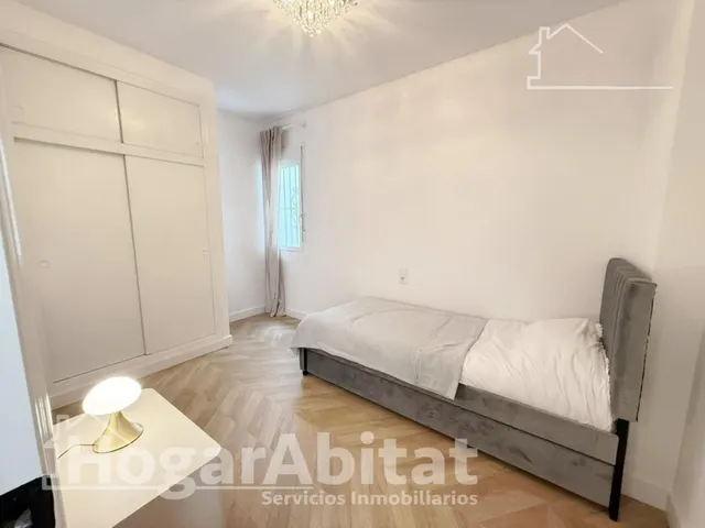 MODERNO, ACOGEDOR Y EXTERIOR EN RESIDENCIAL CON PISCINA Y BALCÓN — 17