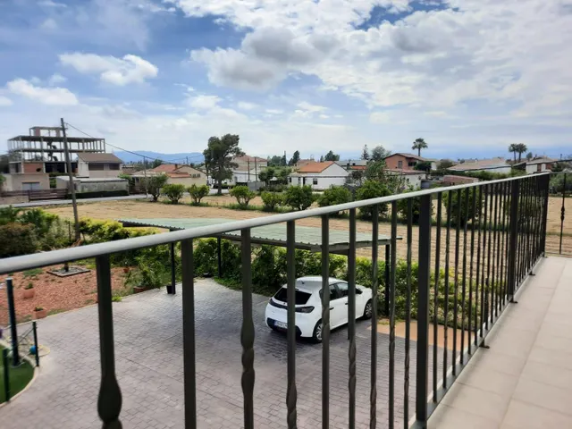 Gran Chalet a pocos metros del rio en el Delta del Ebro — 28